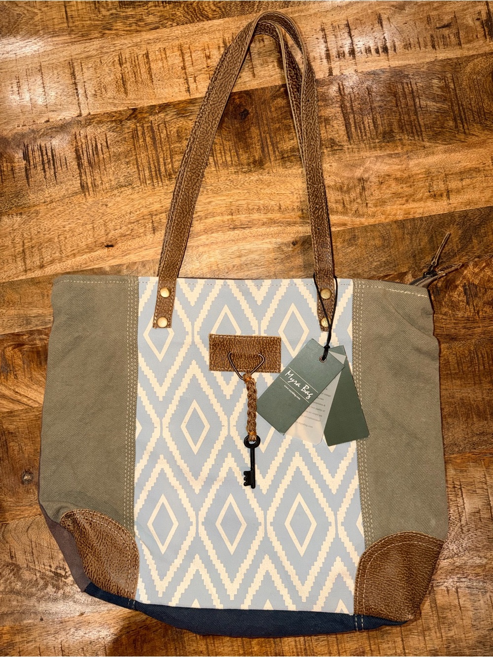 Myra Bag Curio Key Tote Bag-NWT